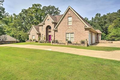 Victorian Hernando Home ~ 25 Miles to Memphis