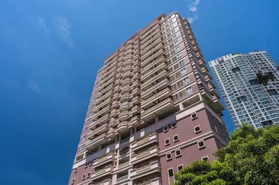 OYO Home 44046 Cozy 1 Bedroom Casa Mutiara