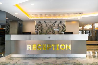 Saint Star Kemer - Adult Only +16