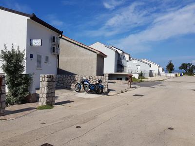 Apartment Ivo With 1 Bedroom, in Omisalj