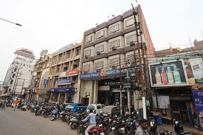 OYO 30068 Hotel Kesar Palace