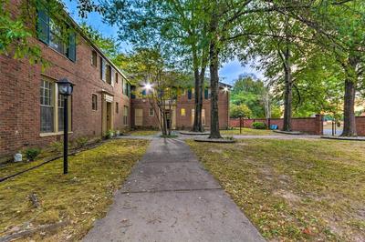 Charming Little Rock Condo: Walk to Downtown!
