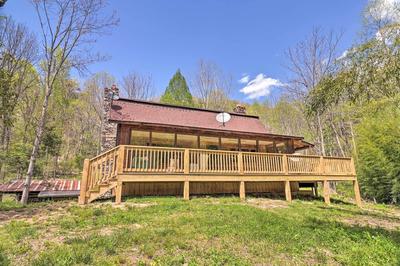 Hot Tub, Fire Pit: Waynesville Getaway Near Hiking