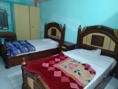 Goroomgo Viren International Agra