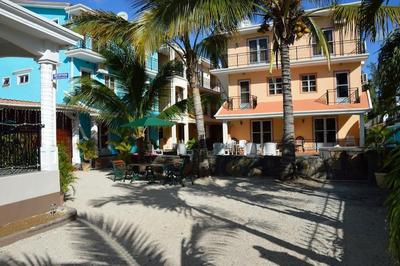 Le Capricorne Villas