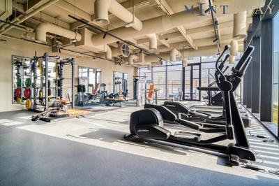Convenient Studio w Burj Khalifa View