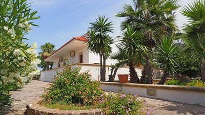 Villa Bellavista 8 Guests 3 Bedrooms by the sea