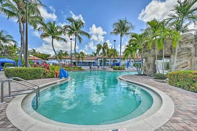 Luxe Naples Bay Resort Condo: Near Fifth Ave!