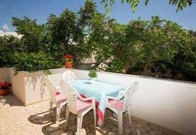 Ana - Great Location, Near the Beach - A2