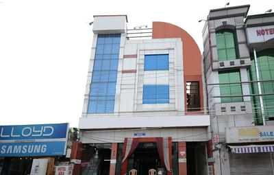 OYO 30358 Hotel Asia Palace