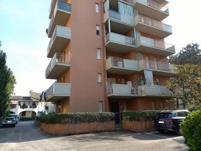 Attractive Apartment With Private Garden