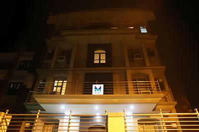 Mint City Center Suites