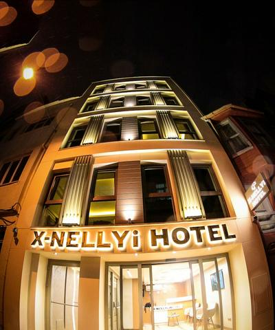 X-Nellyi Boutique Hotel