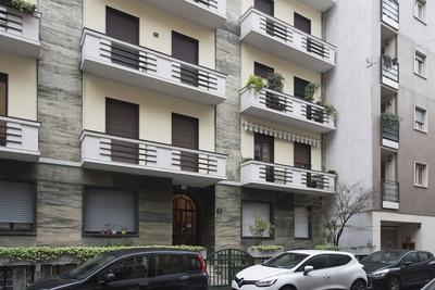Delicious Apartment in Shopping District