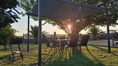 Villa Erytha - Serene Retreat With Views Garden