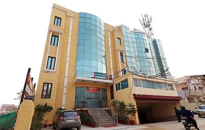 OYO 29008 Mannat Residency Hotel