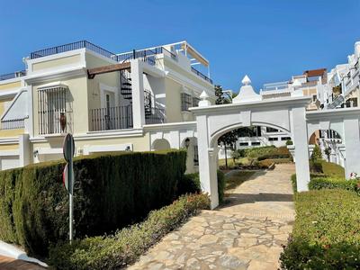 Marbella - House - Sleeps 4 - Pool - Parking