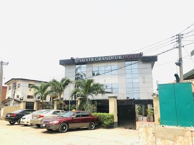 Silver Grandeur Hotel