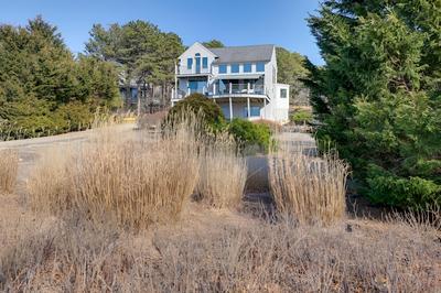 Wellfleet Home w/ Deck, Bay Views & Kayaks