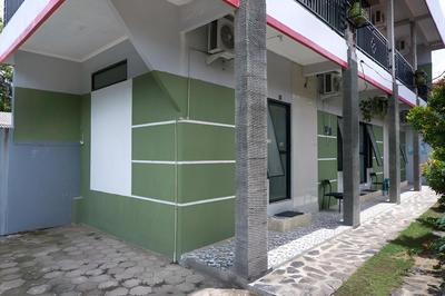 RedDoorz @ WR Supratman Pacitan