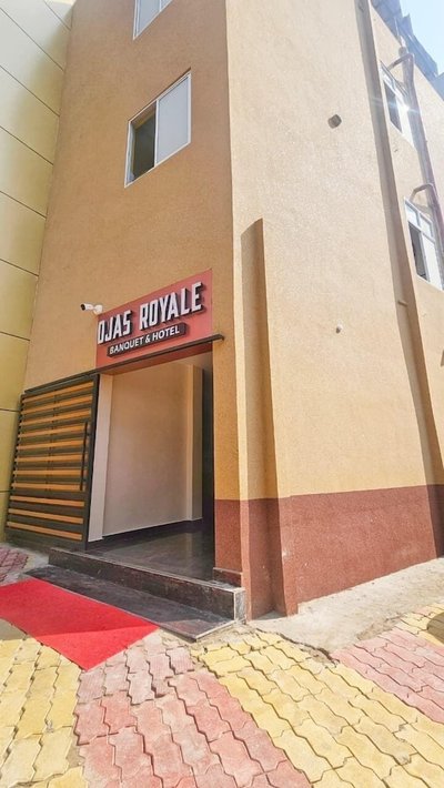 Ojas Royale - Banquet and Hotel