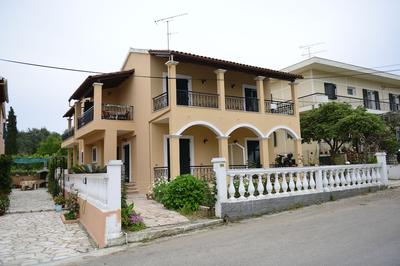 Nikos Cassiopeia Apartments