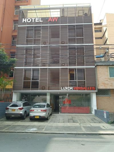 AW HOTEL LUXOR VERSALLES