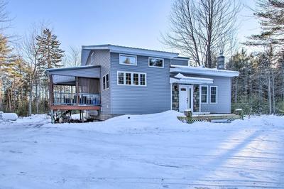 Inviting Countryside Home: 4 Mi to Long Lake!