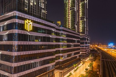 Lumière Riverside by Urban Home