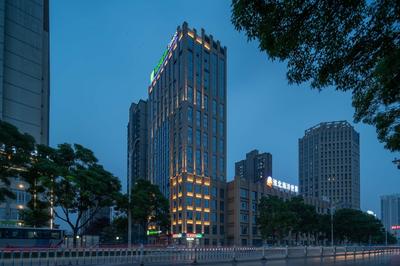 Holiday Inn Express Huaibei City Center by IHG
