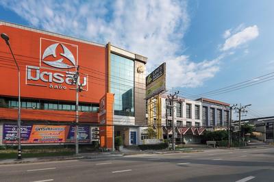 Lee's Mark Residence