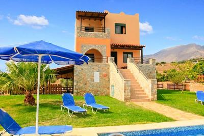 Theo Beach Villa Large Private Pool Walk to Beach Sea Views A C Wifi Car Not Required - 1843