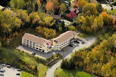 Hotel & Suites Les Laurentides Saint Sauveur