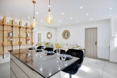 Appartement in the Heart of Paris Canal de L'ourq/crimee