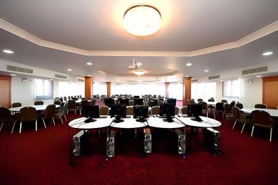 Savanna Empire Hotel and Resort Spa