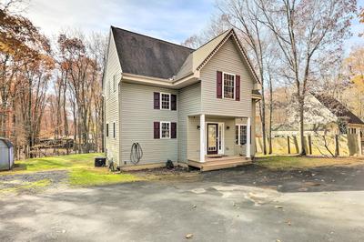 Hot Tub, Lake Access: Serene Albrightsville Home!