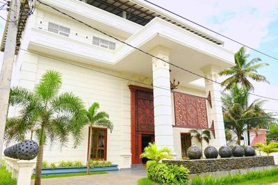 Polhena Grand Resort