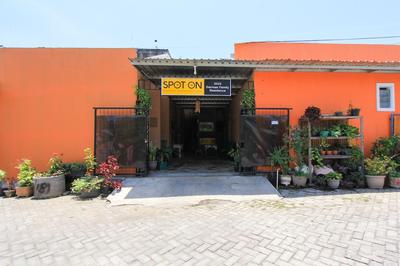 SPOT ON 2022 Darman Family Residence Syariah