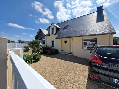 Semi-detached House, Penestin