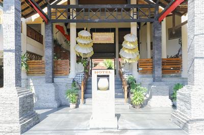 Hotel The Flora Kuta Bali