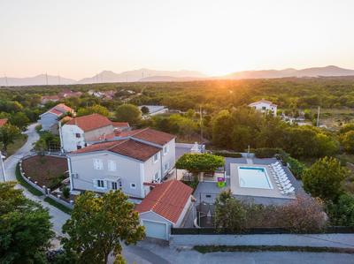 Modern XXL Villa