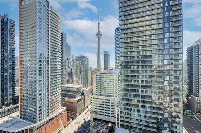 Metropolis Suites - Peter St