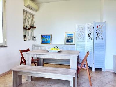Apartment in Villa With Garden Close to the sea