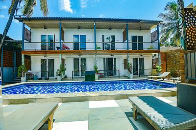 FabHotel Foxtale Bay