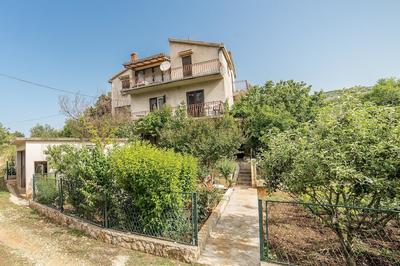 Apartments Jako