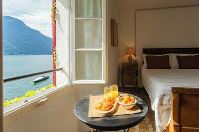 Terrace on Orrido di Nesso Waterfall by Rent all Como