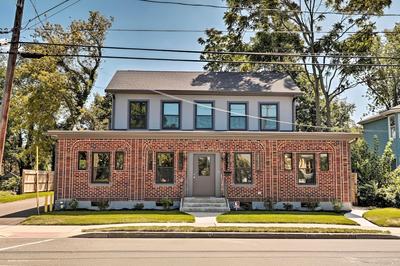 Updated Downtown Red Bank Home 5 Mi to Beach!