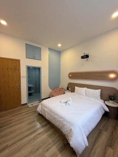 Cham's Hotel & Homestay