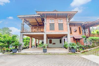 Capital O 93873 Sokkyo Homestay