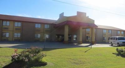 Econo Inn and Suites